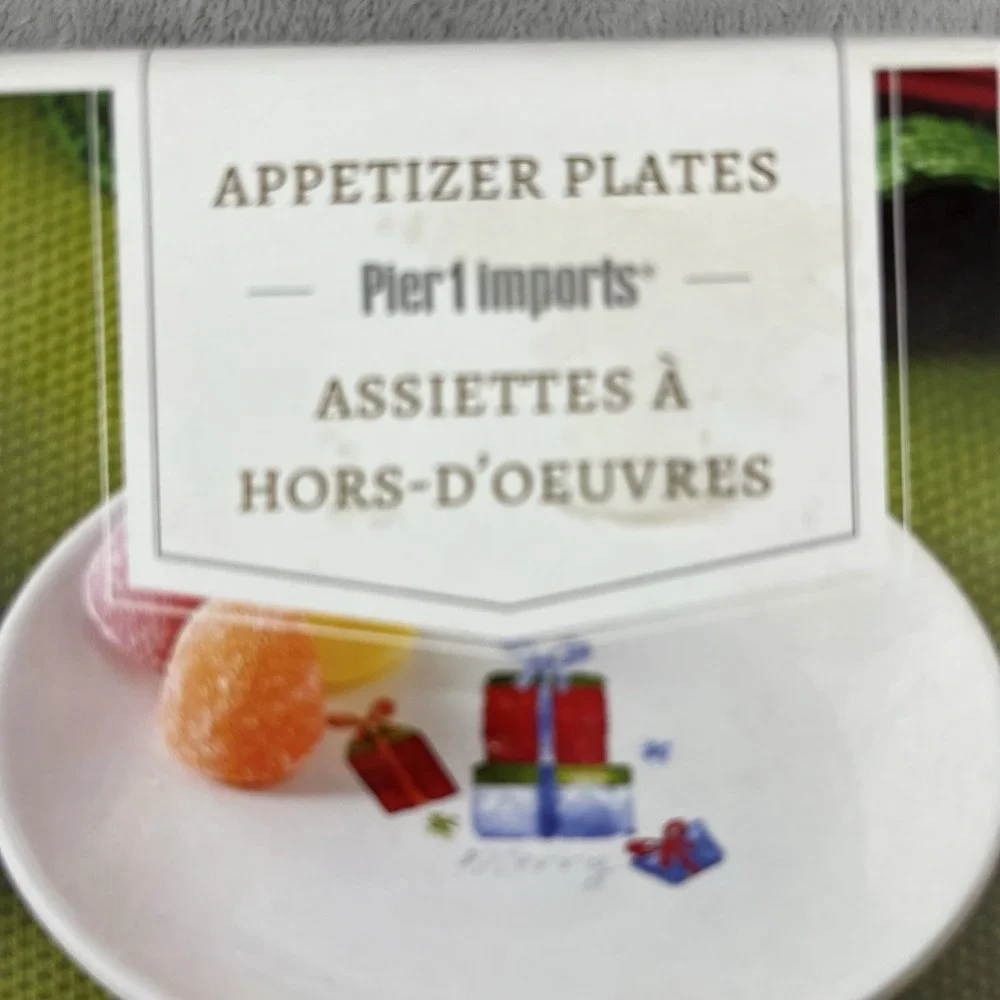 Pier 1 Imports Christmas Holiday Appetizer Plates Set of 4 Unused in Open Box